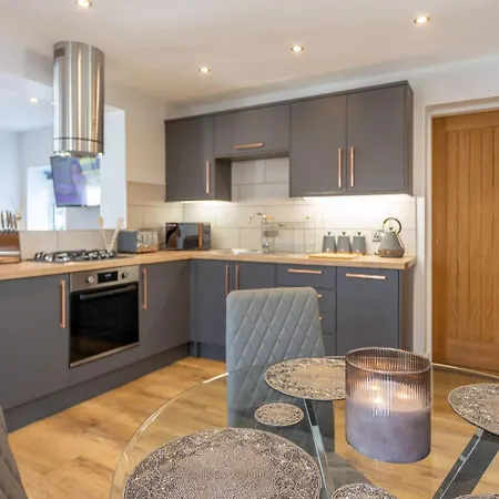 The Spencer - Uk40476 Holiday home