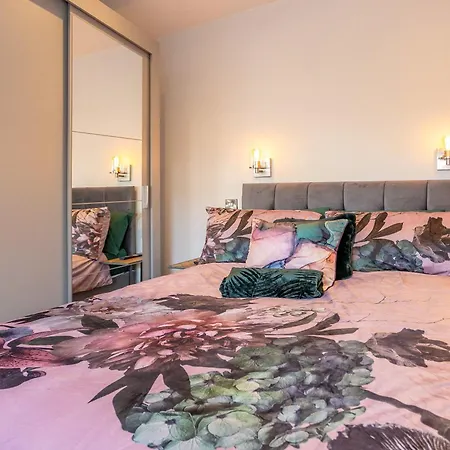 The Spencer - Uk40476 Holiday home *